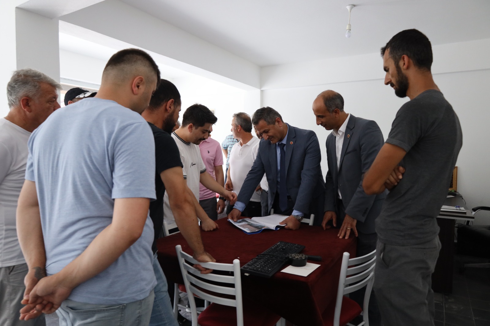 Izmit Belediyesi Karadenizliler Mahallesinde Talepleri Dinledi (11)