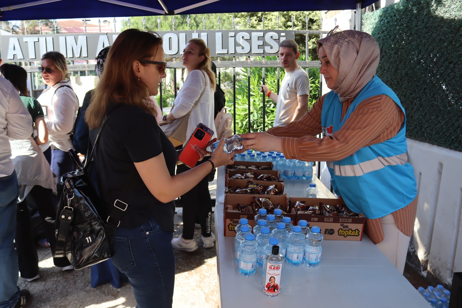 Izmit Belediyesi, LGS'de ögrenci ve velileri bu yil da yalniz birakmadi (2)