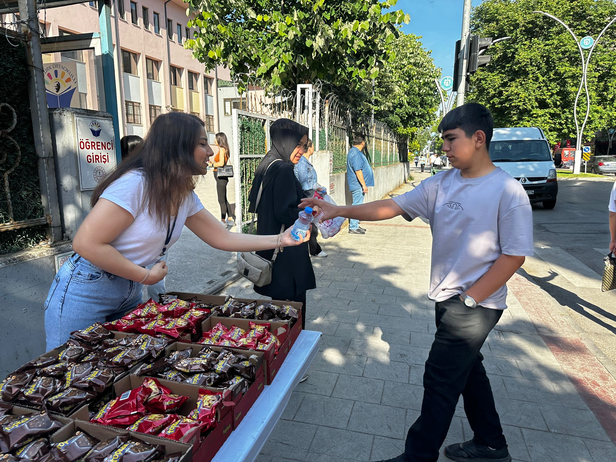 Izmit Belediyesi, LGS'de ögrenci ve velileri bu yil da yalniz birakmadi (8)