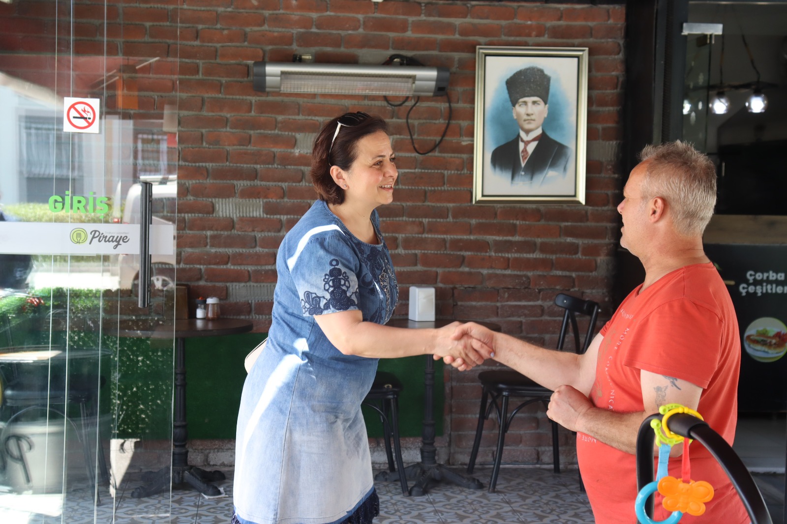 İzmit Belediyesi ailesi, Bayram sonrası esnaf turuna tüm hızıyla devam ediyor (12)