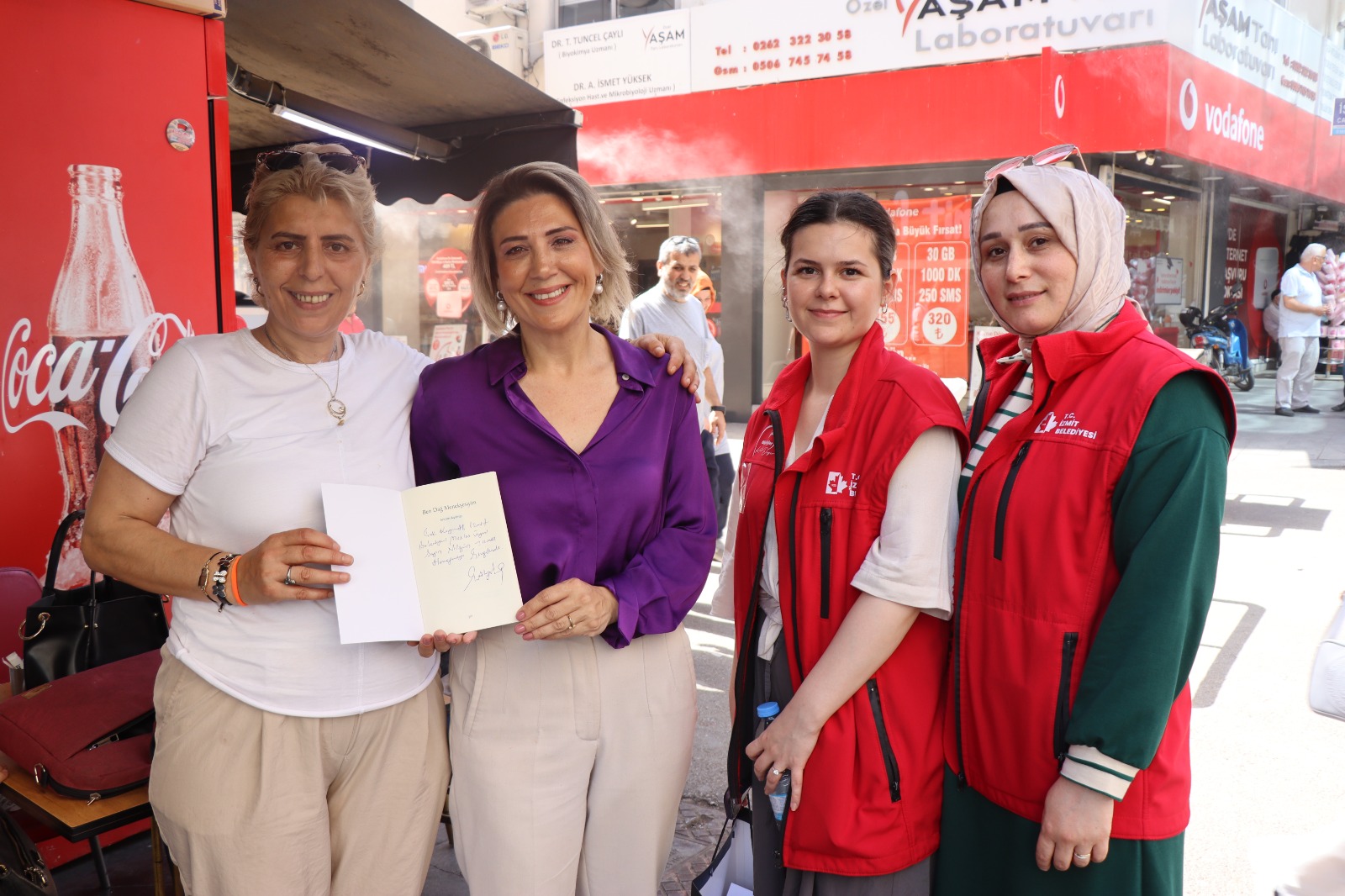 İzmit Belediyesi esnaf ziyaretlerine devam ediyor GÜÇLÜ KADRO, GÜÇLÜ BAĞLAR! (10)