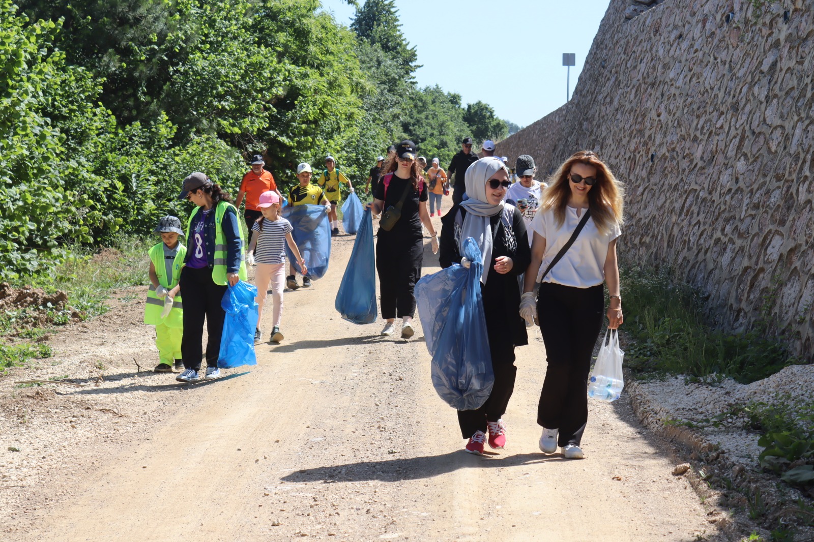 İzmit Belediyesi'nden Çevre Günü'nde doğa ve temizliğe duyarlı adım (6)