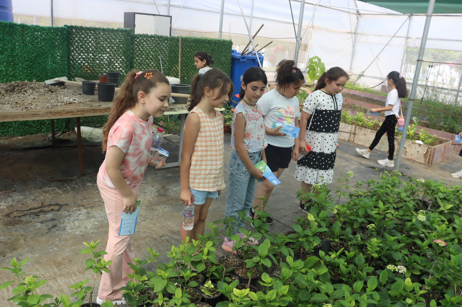 Izmit Belediyesinden Çevre Haftasi'nda çocuklarla anlamli etkinlik (12)