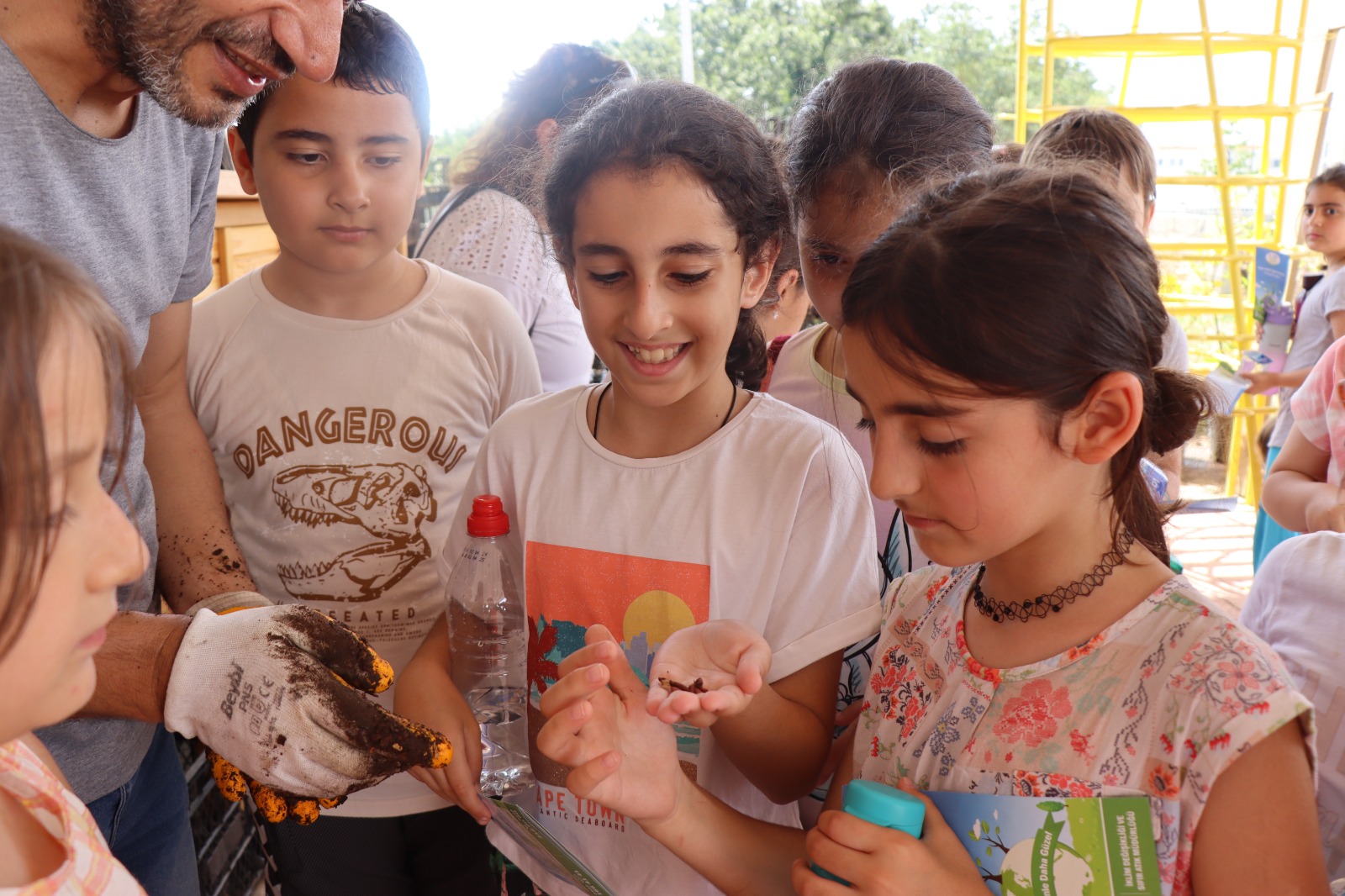 Izmit Belediyesinden Çevre Haftasi'nda çocuklarla anlamli etkinlik (20)