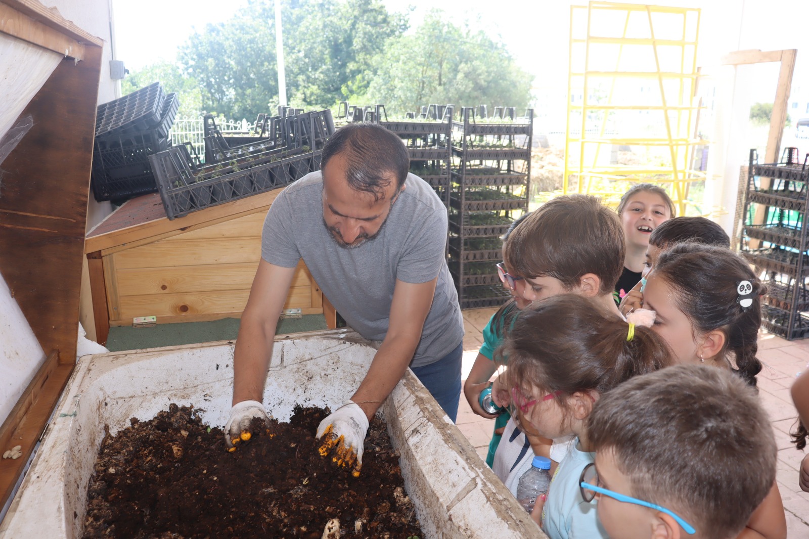 Izmit Belediyesinden Çevre Haftasi'nda çocuklarla anlamli etkinlik (5)