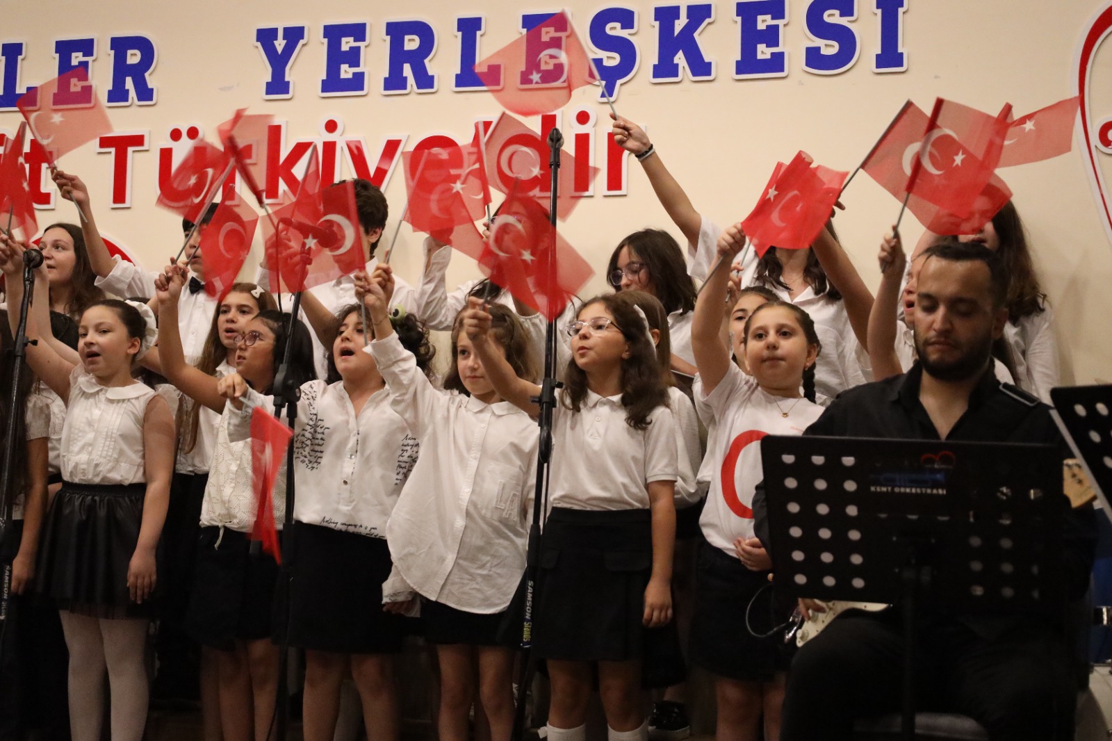 İzmit Sanat Akademisi öğrencilerinden yıl sonu gösterisi (6)