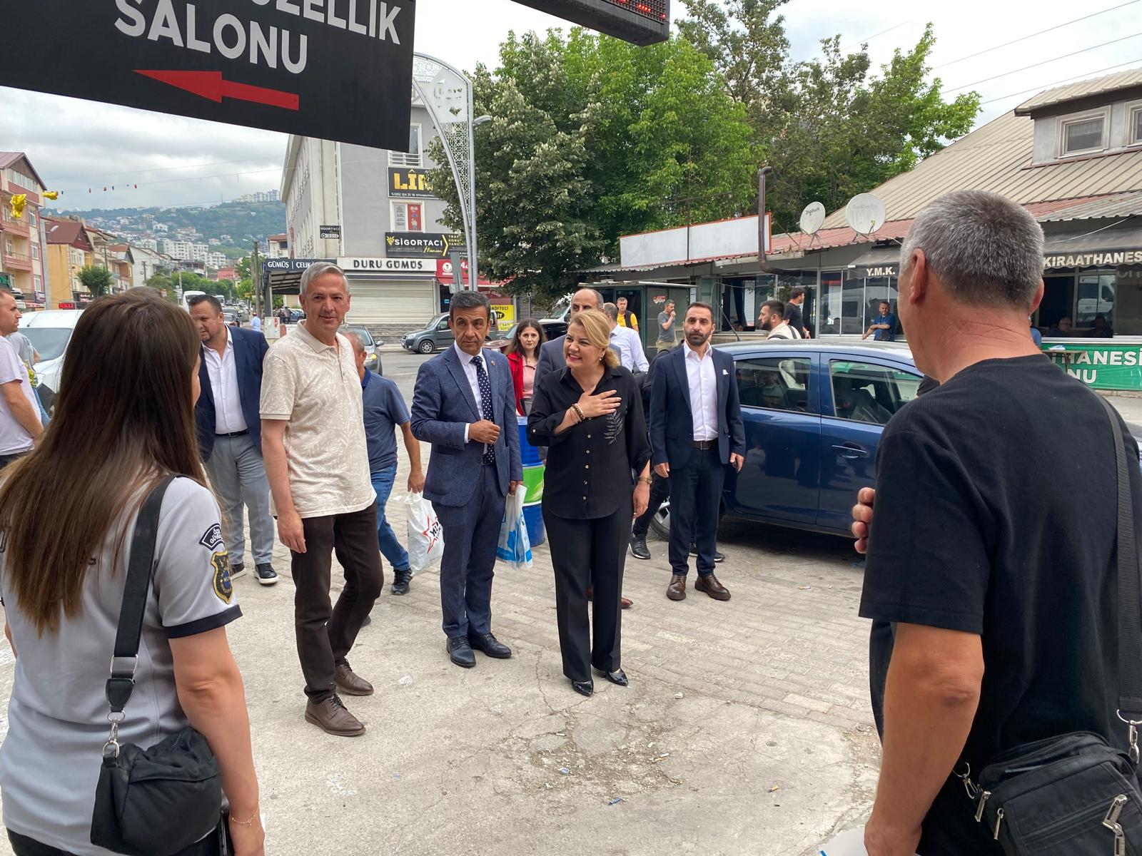Sadece seçim zamanı değil her zaman sahadayız (4)
