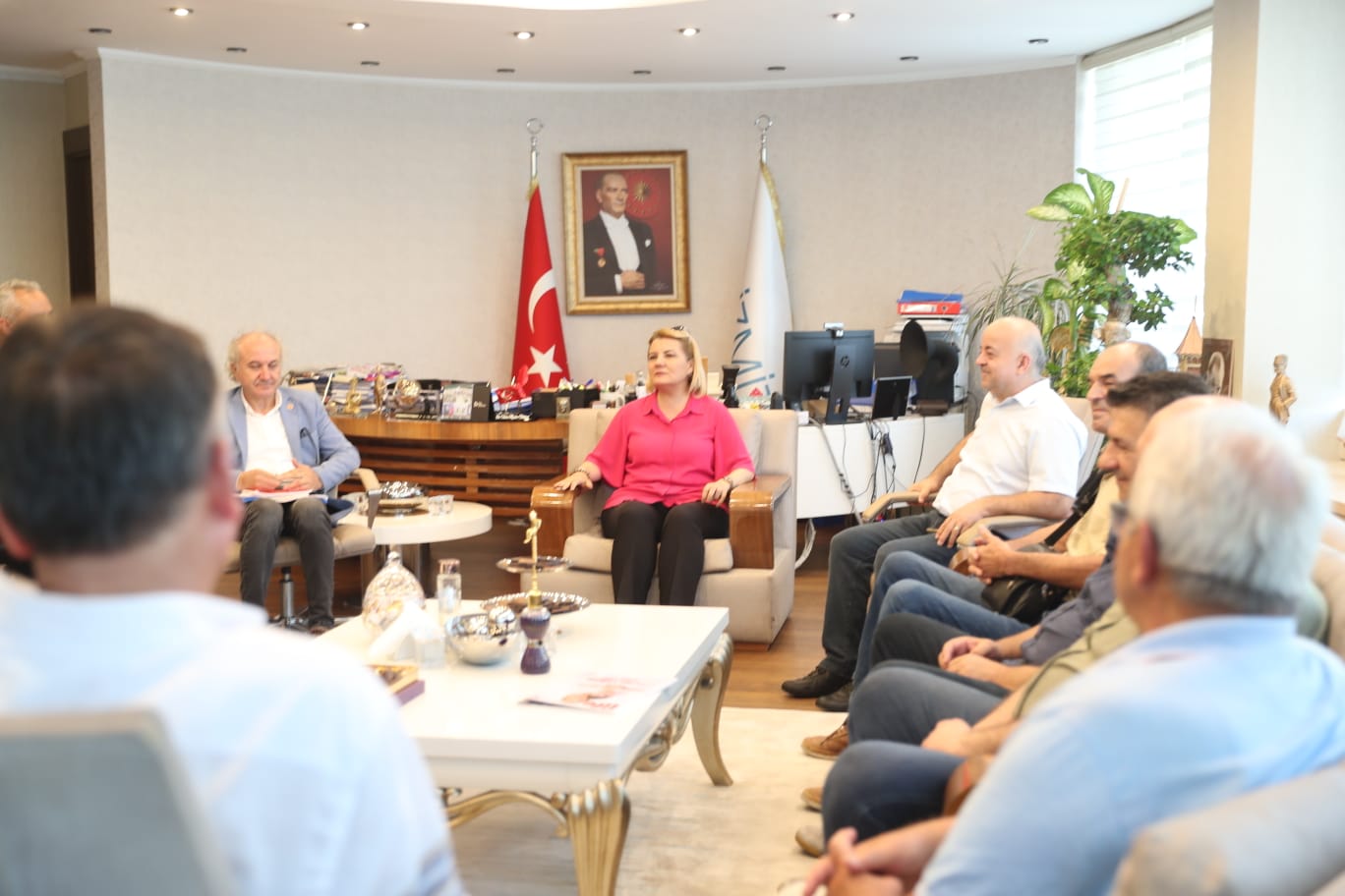 Baskan Hürriyet; Balkan, Rumeli ve Trakya derneklerini agirladi (3)