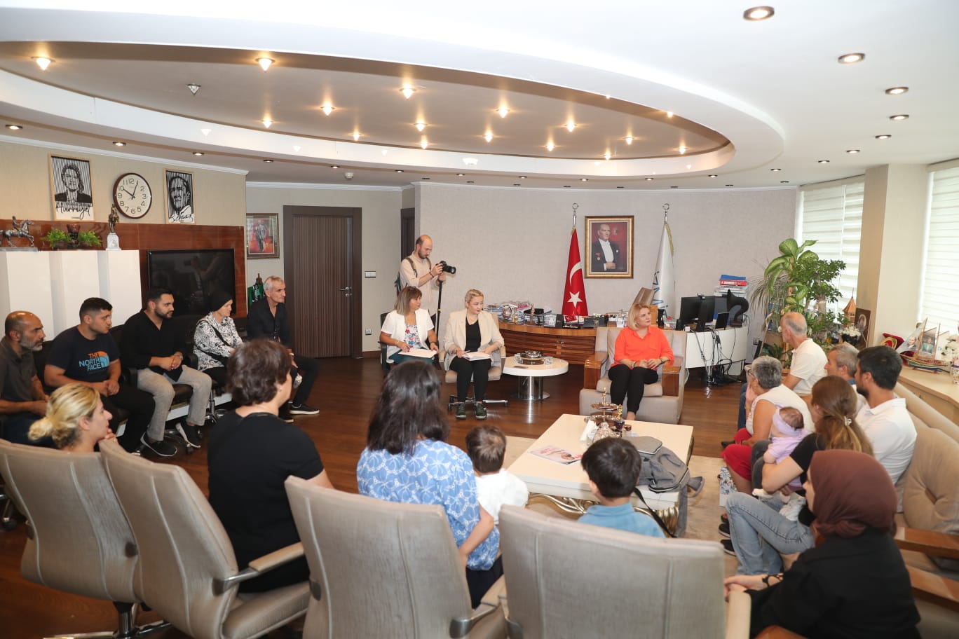 Baskan Hürriyet, vatandaslari dogrudan dinledigi Halk Bulusmalari'na devam ediyor (3)