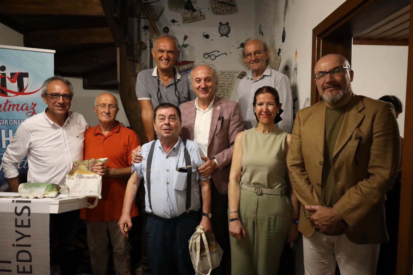 Hediyeler takdim edildi (5)