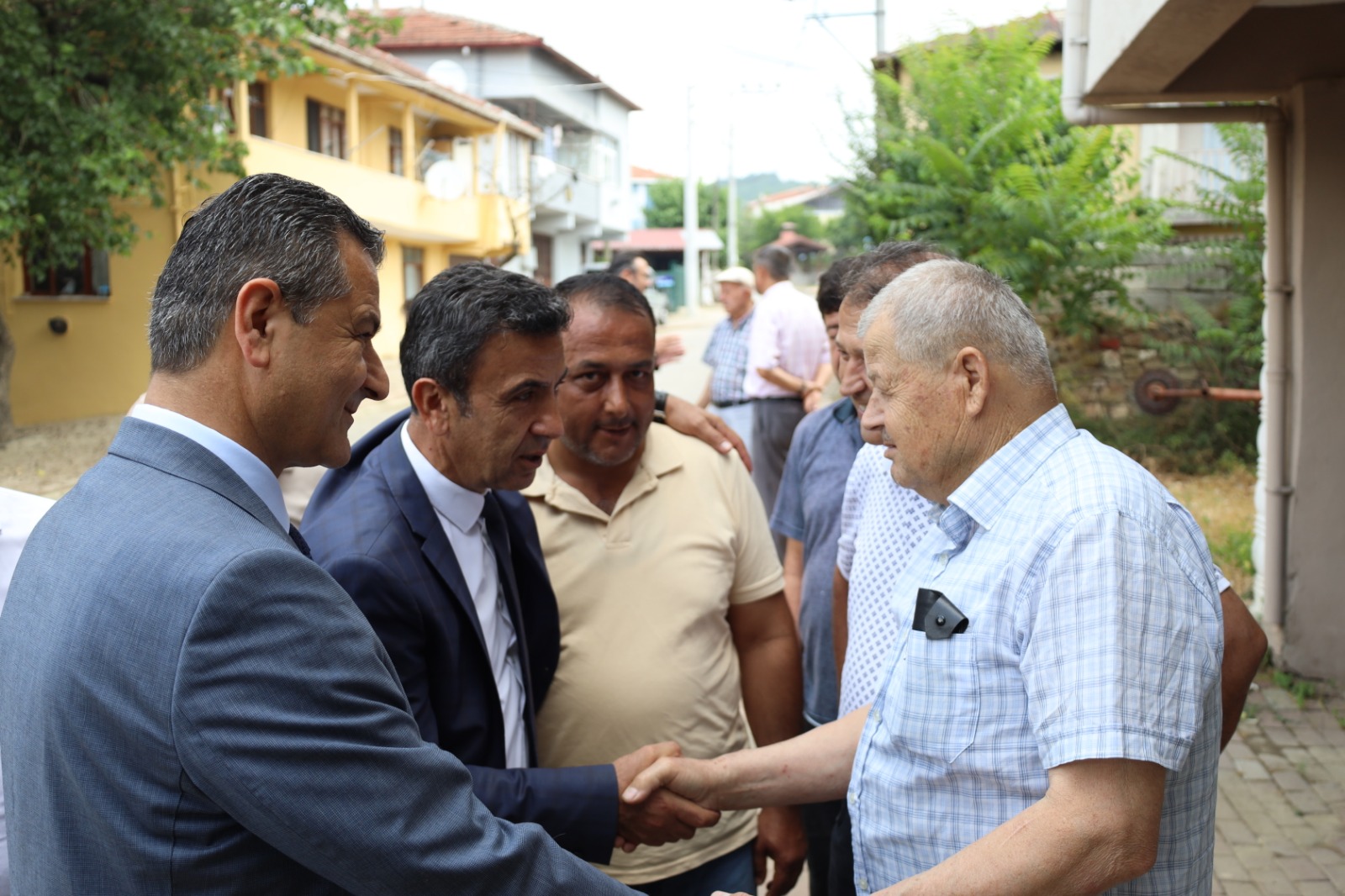 İzmit Belediyesi Arızlı Mahallesi sakinlerinin taleplerini dinledi (4)