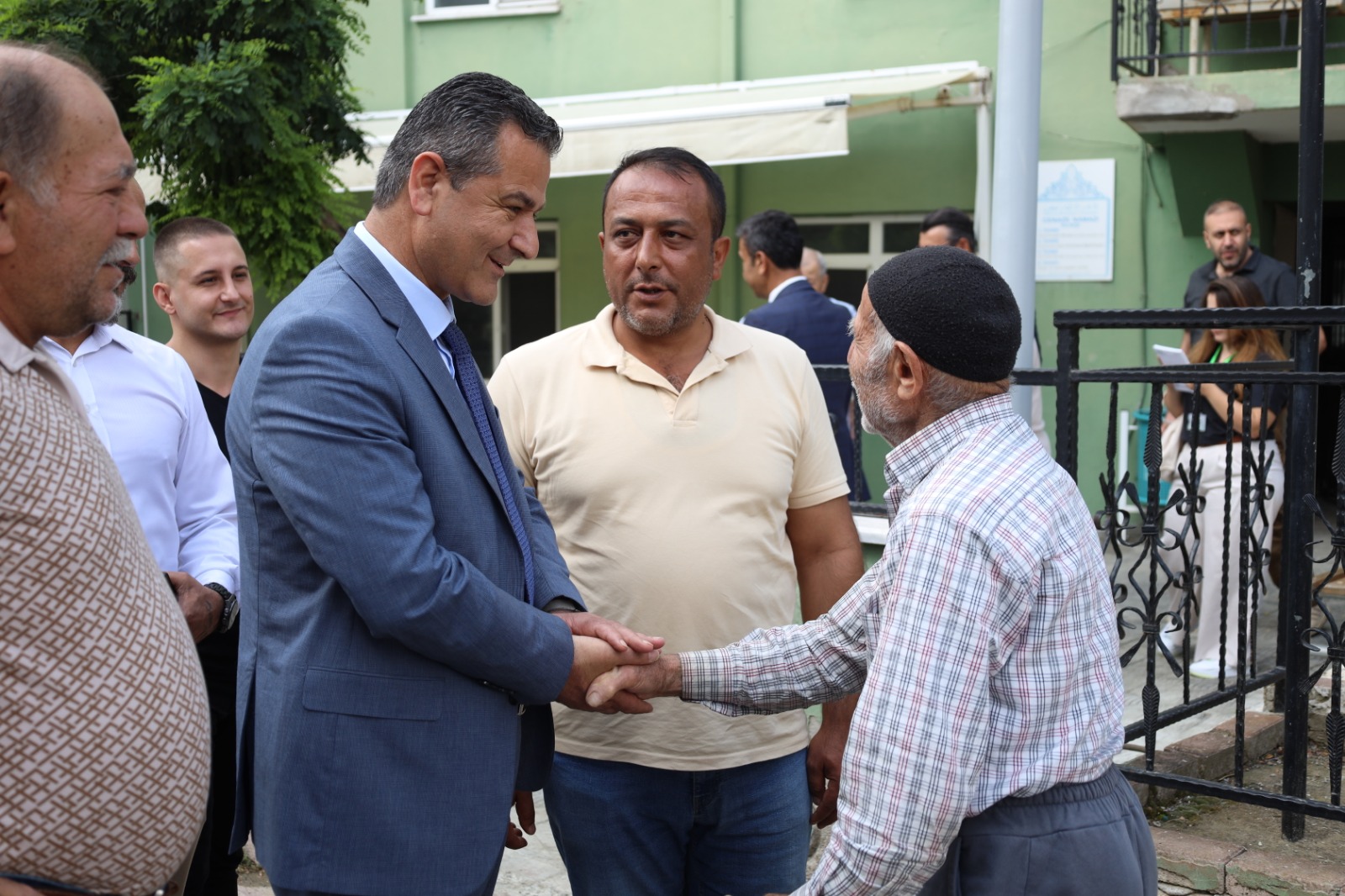 İzmit Belediyesi Arızlı Mahallesi sakinlerinin taleplerini dinledi (6)