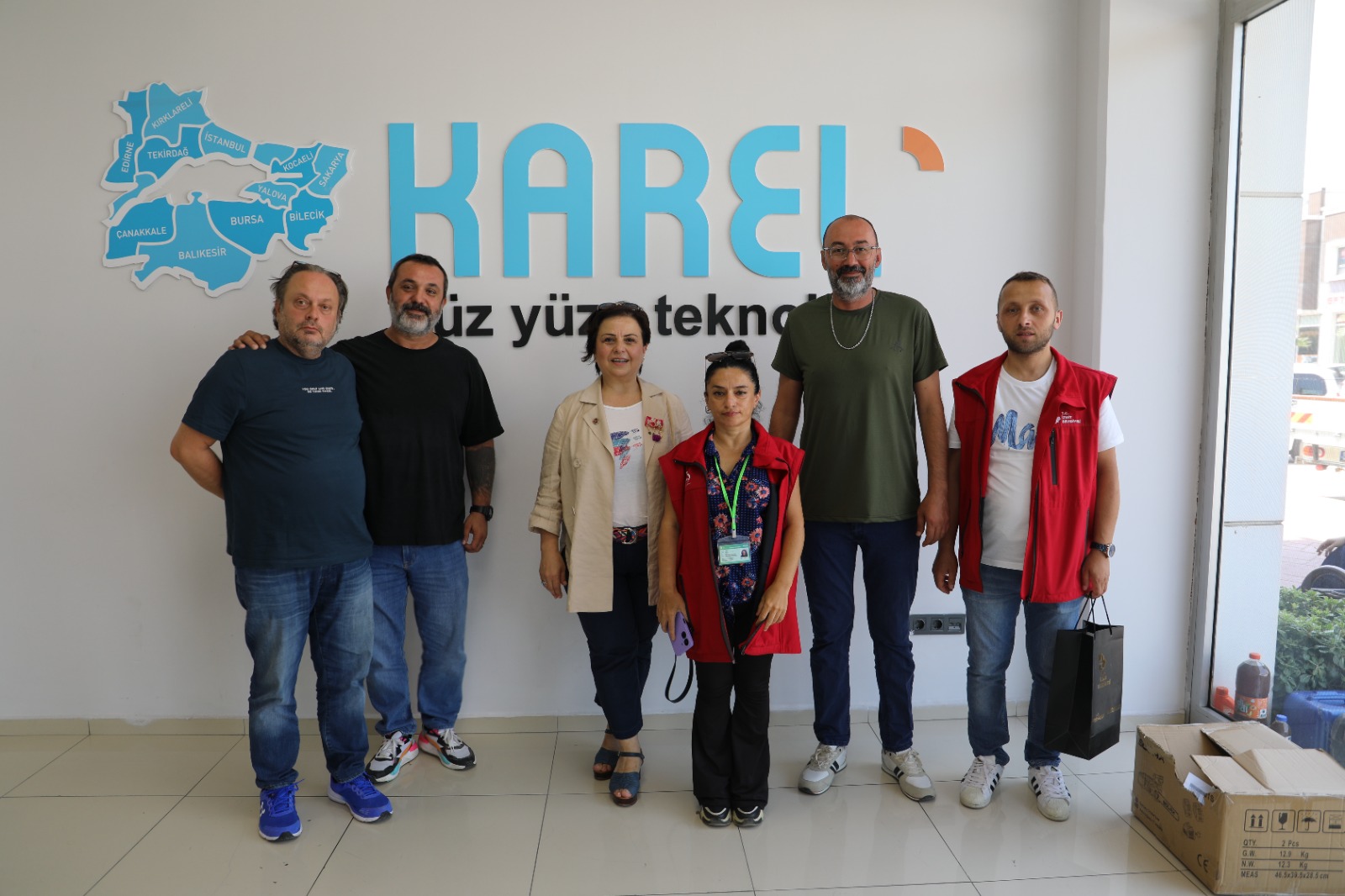 İzmit Belediyesi, Çarşı Yapı AVM esnafının taleplerini dinledi (1)
