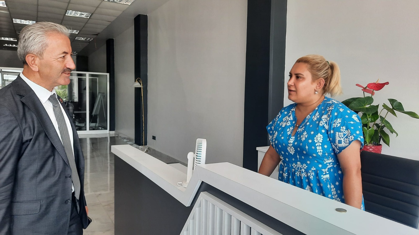 İzmit Belediyesi, Çarşı Yapı AVM esnafının taleplerini dinledi (4)