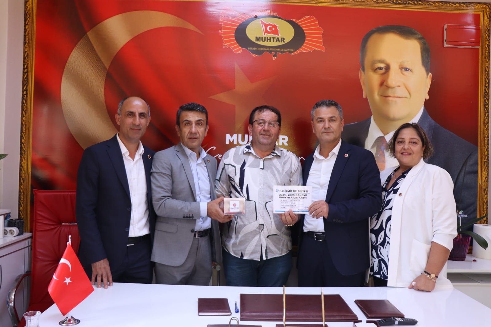 Izmit Belediyesi, Tepeköyün ihtiyaçlarini dinledi (3)