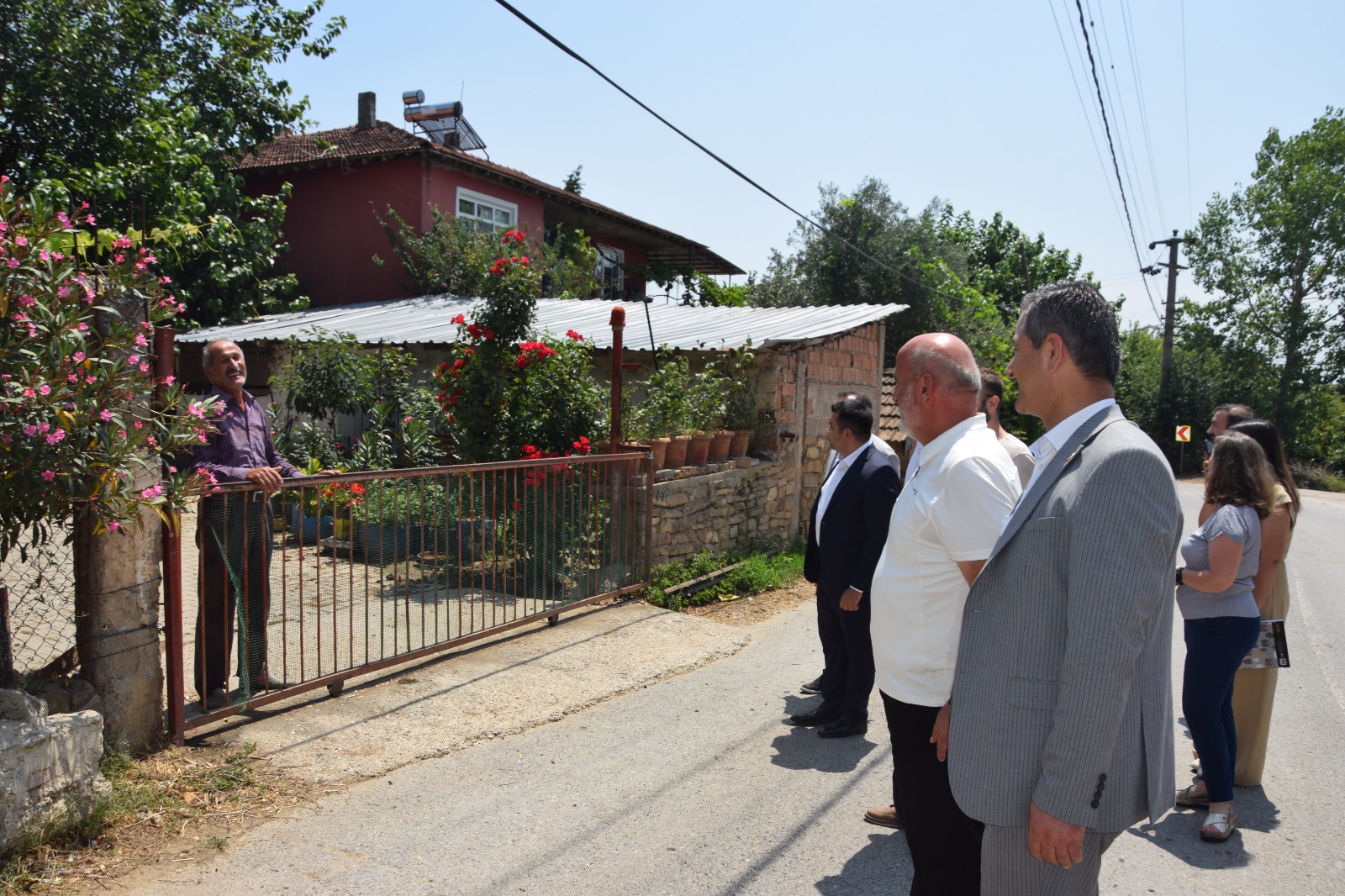 İzmit Belediyesi mahalle gezilerine Sepetçi’de devam etti (1)