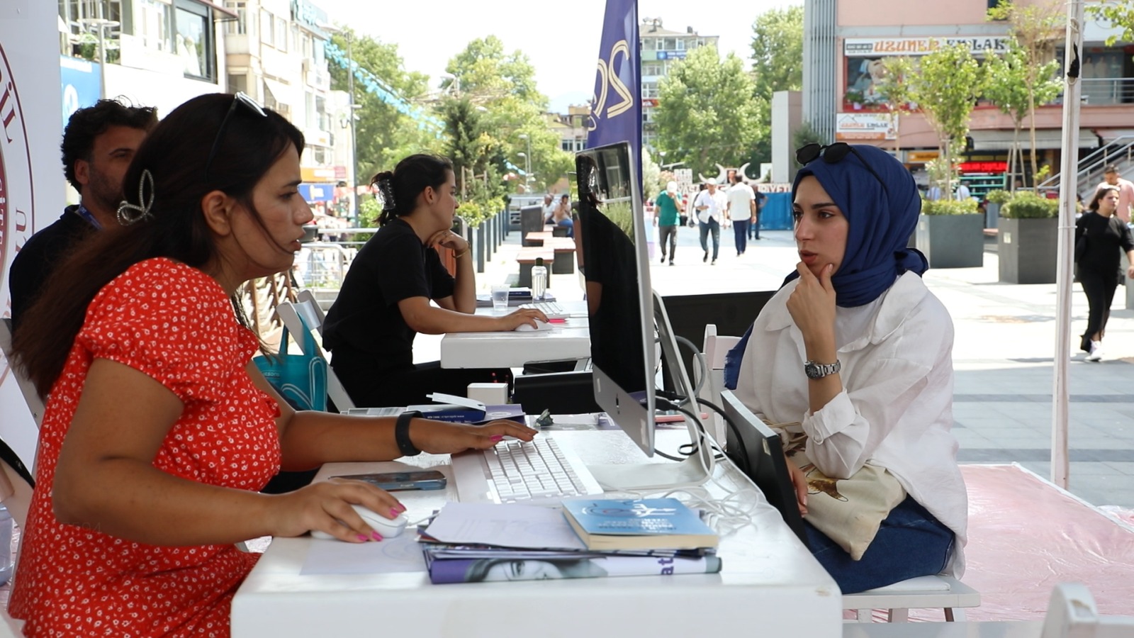 İzmit Belediyesinin üniversite adayları için ücretsiz danışmanlık desteği devam ediyor (7)