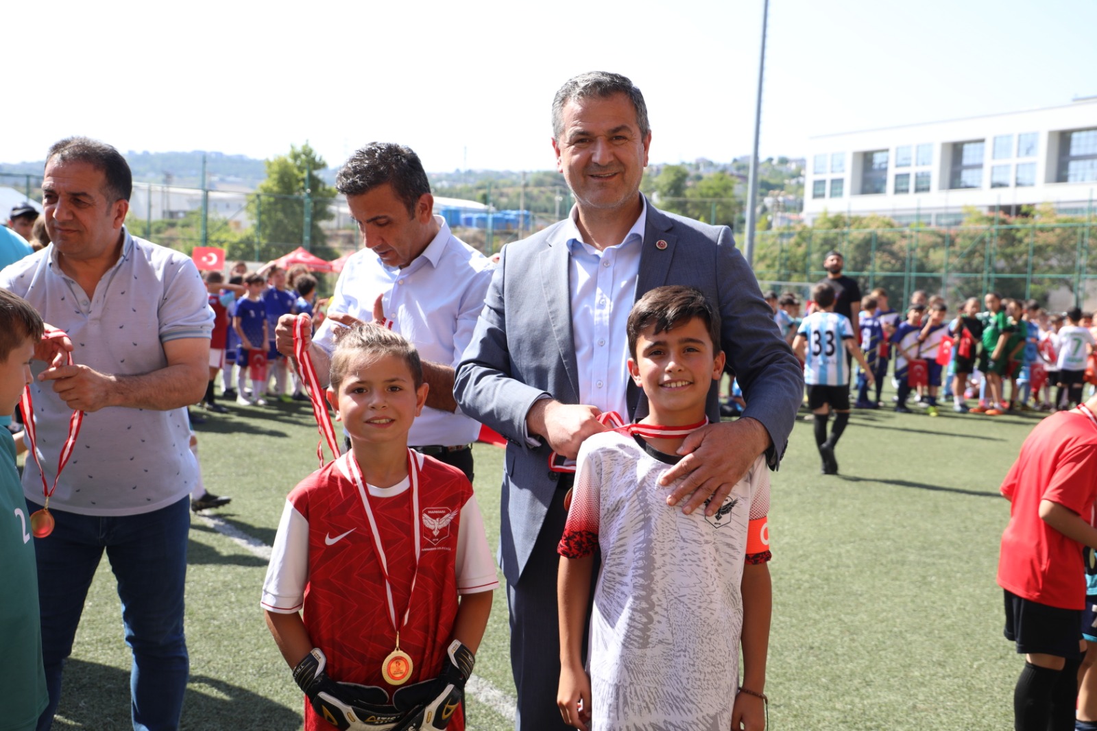 Izmitli Minikler Pismaniye Cup Futbol Turnuvasinda kiyasiya mücadele etti (14)