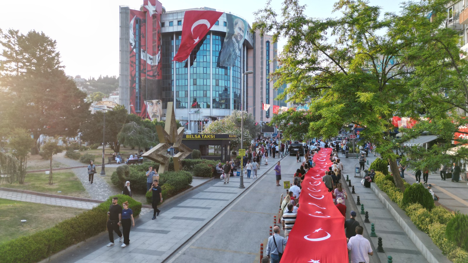 İzmit’te Kurtuluş Korteji coşkusu! (5)