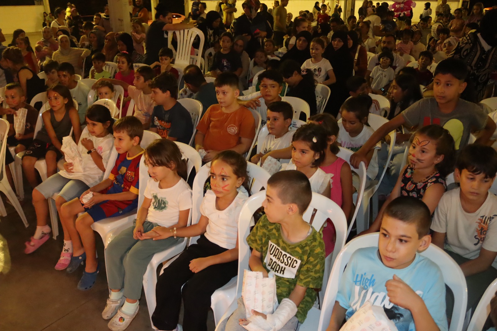 İzmit’te Yaz Akşamlarıyla Yenişehir Mahallesi’nde çocuklar gönüllerince eğlendi (5)