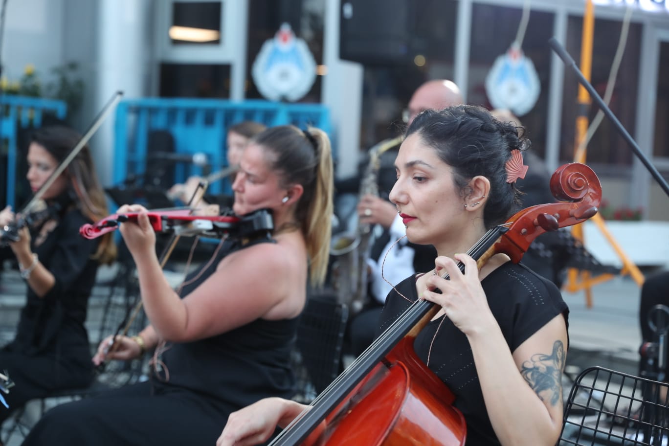 Kurtuluş coşkusu İzmit Kent Orkestrası’nın konseri ile taçlandı (1)
