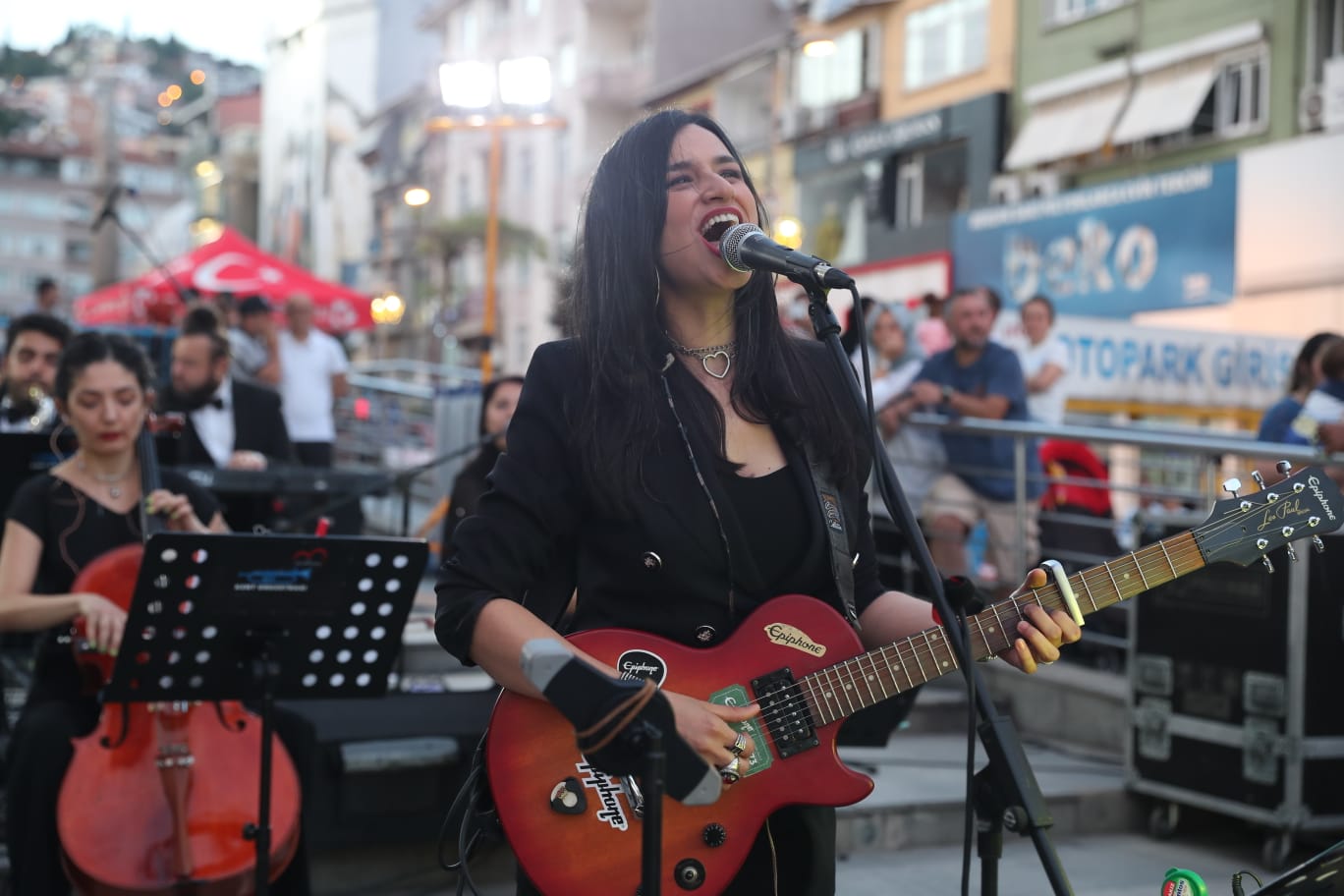 Kurtuluş coşkusu İzmit Kent Orkestrası’nın konseri ile taçlandı (7)