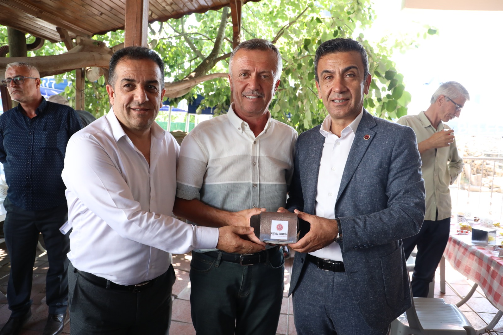 muhtarlara hediye takdimi (5)