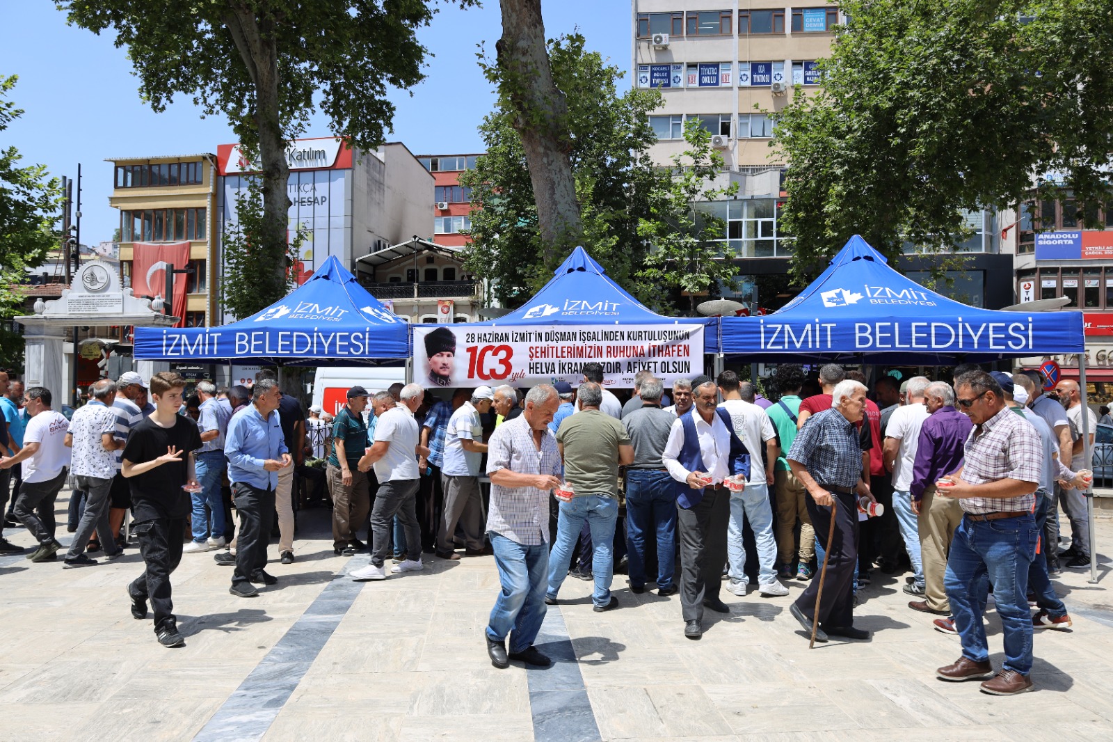 şehitler anısına helva dağıtıldı (5)