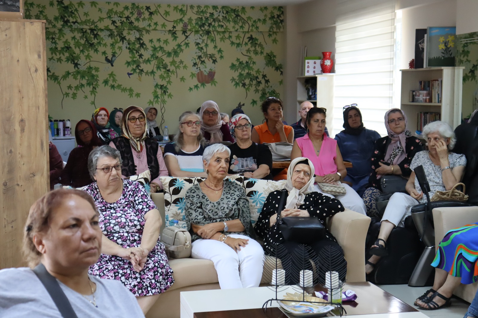 Asırlık Çınar Evin'de İzmit’in çınarlarına önemli seminer (10)