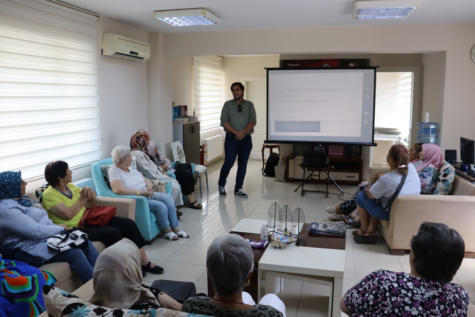 Asırlık Çınar Evin'de İzmit’in çınarlarına önemli seminer (4)