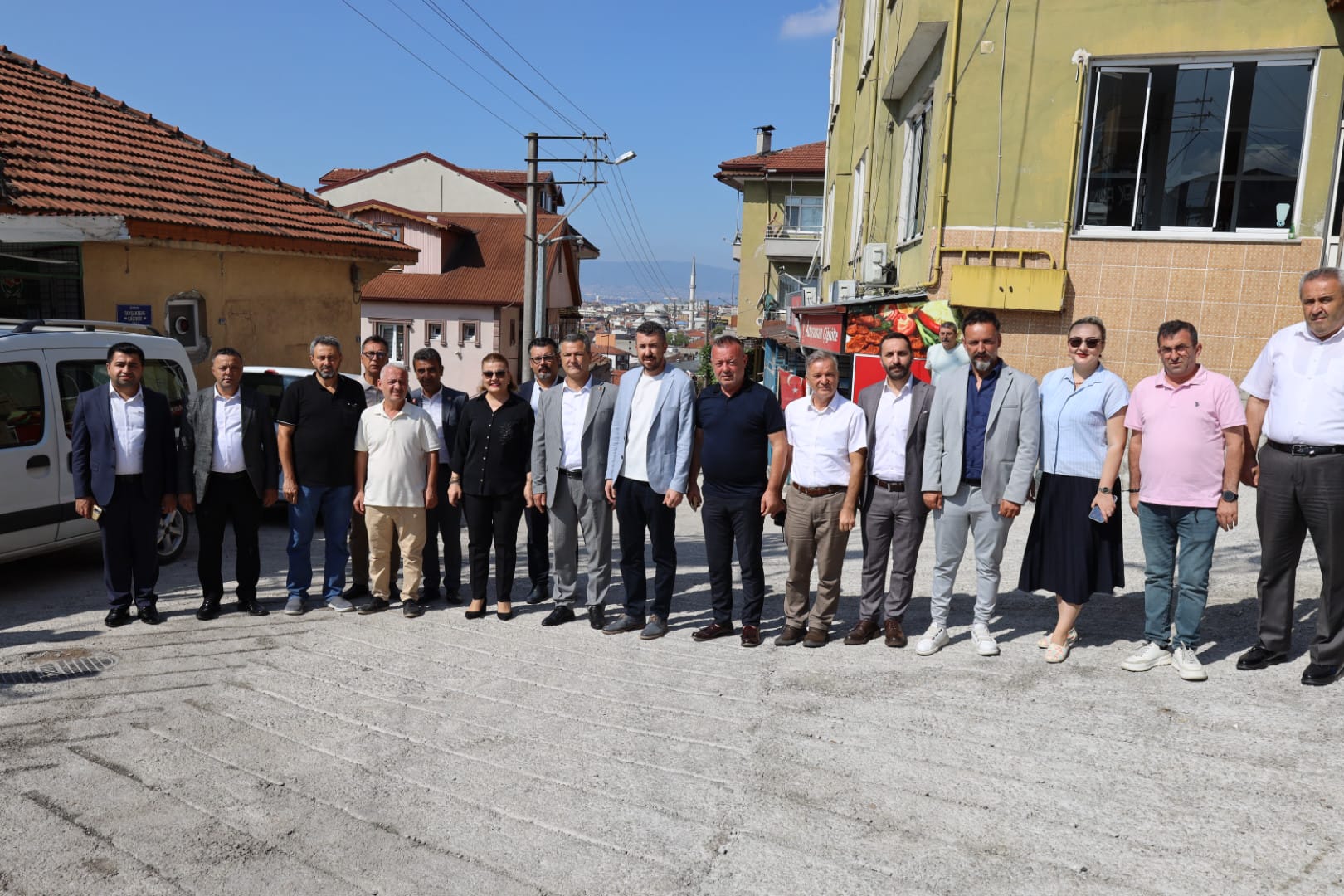 Başkan Hürriyet sözünü tuttu, Tavşantepe Caddesi 15 günde yenilendi (8)