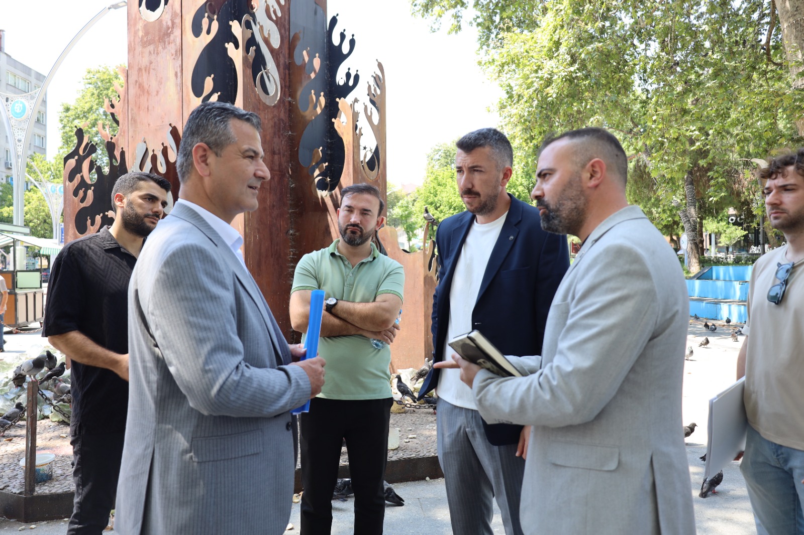İzmit Belediyesi 15 Temmuz anıtını inceledi (7)