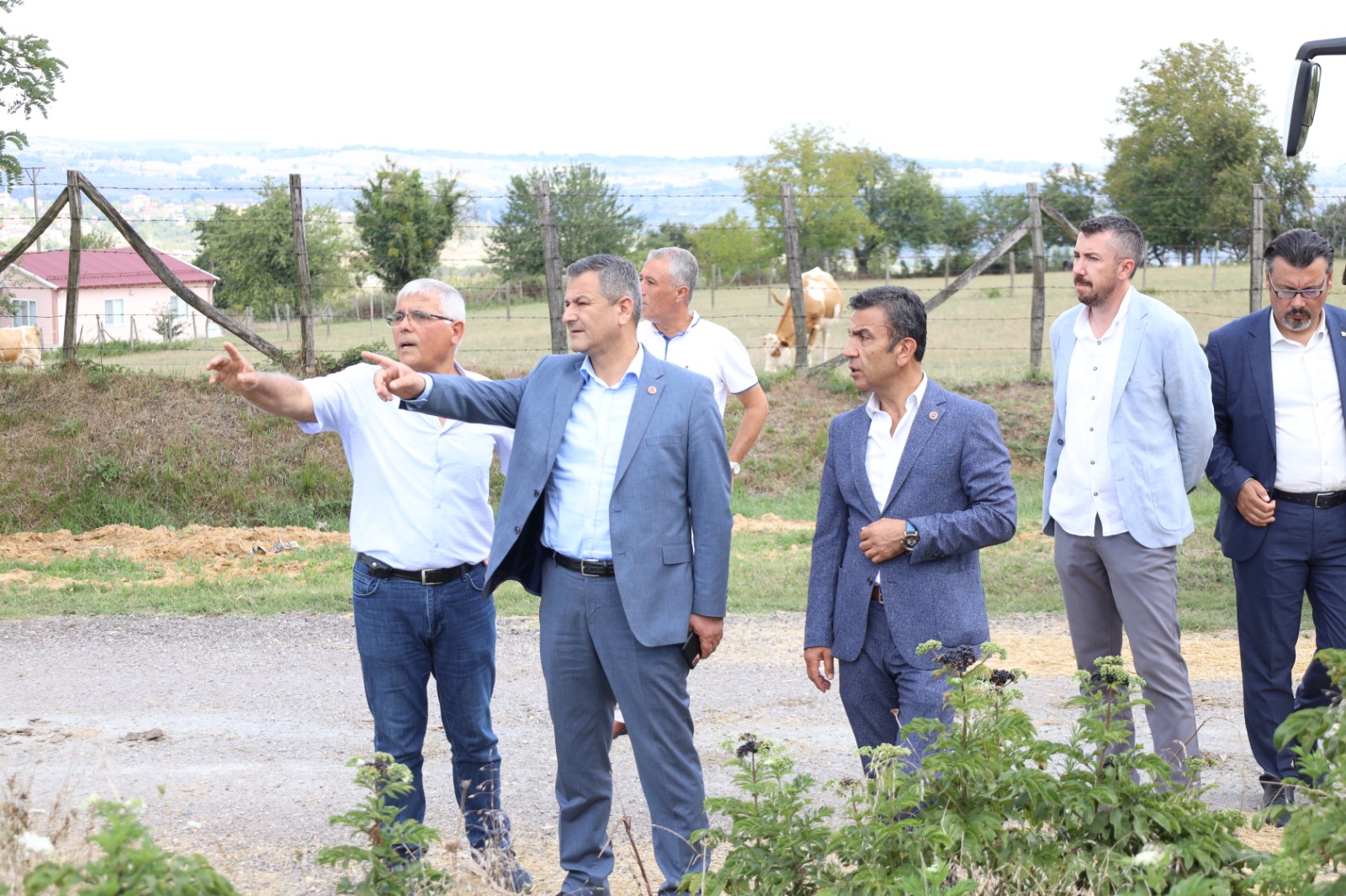 Izmit Belediyesi Mahalle ziyaretlerine Süleymaniye ve Kadiköyde devam etti (10)