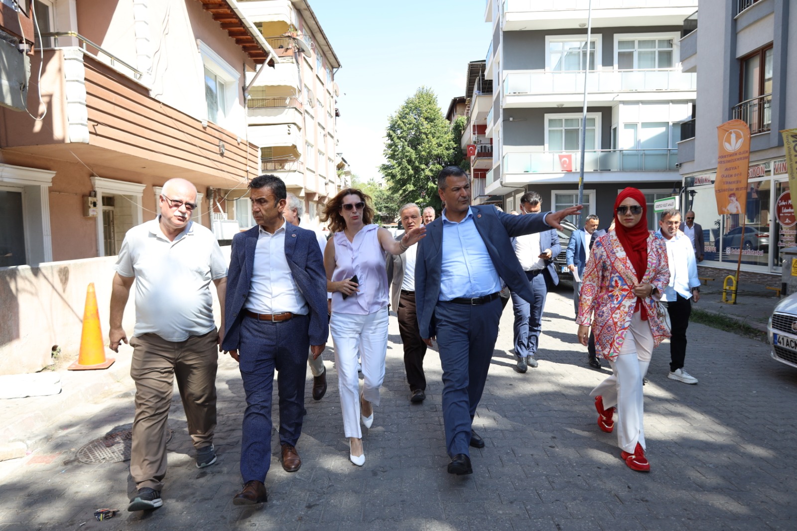 Izmit Belediyesi Mahalle ziyaretlerine Süleymaniye ve Kadiköyde devam etti (16)