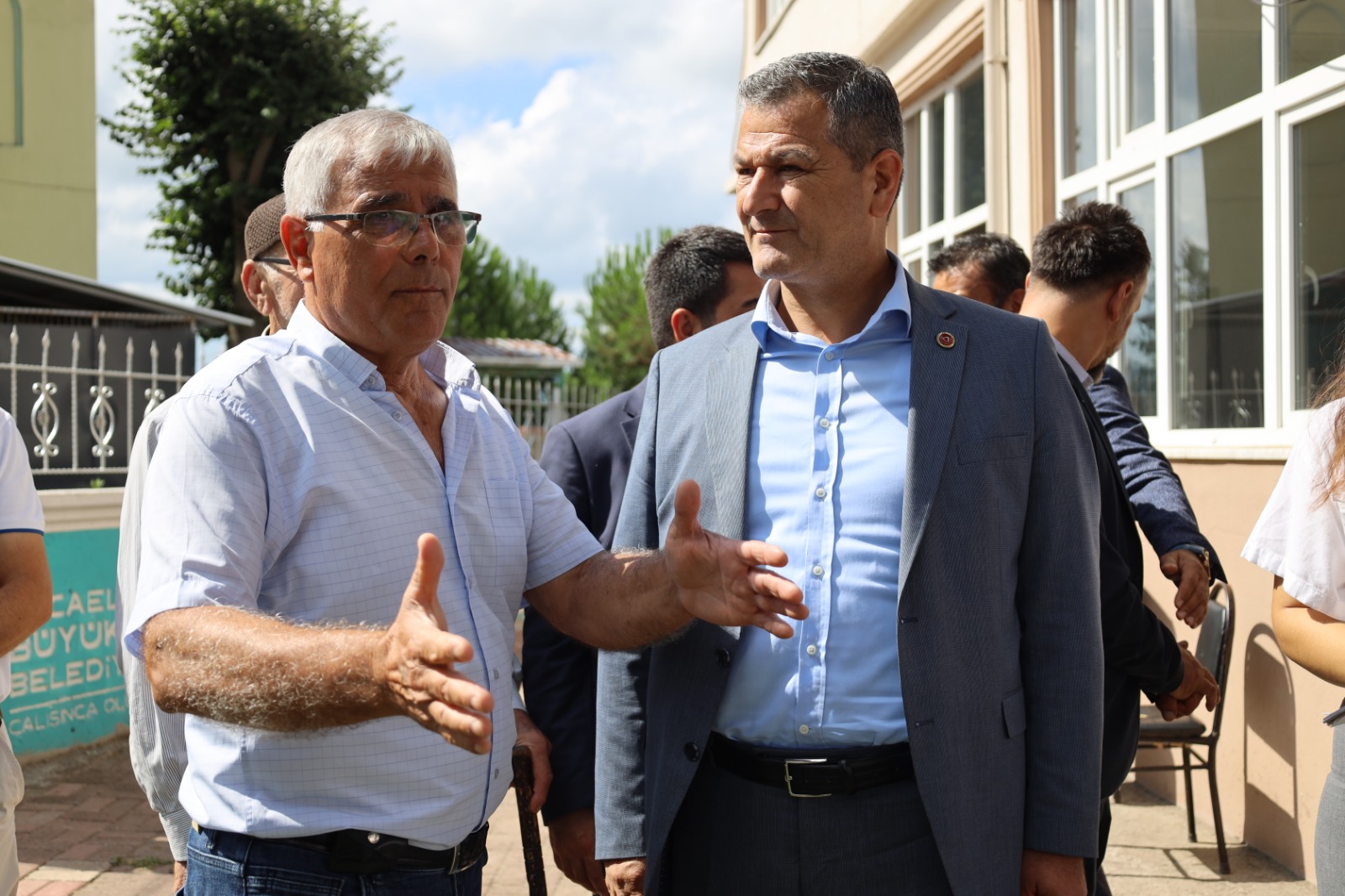 Izmit Belediyesi Mahalle ziyaretlerine Süleymaniye ve Kadiköyde devam etti (3)