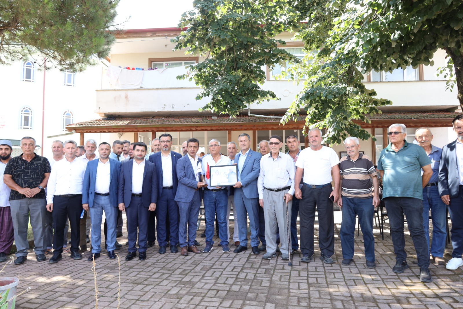 Izmit Belediyesi Mahalle ziyaretlerine Süleymaniye ve Kadiköyde devam etti (6)