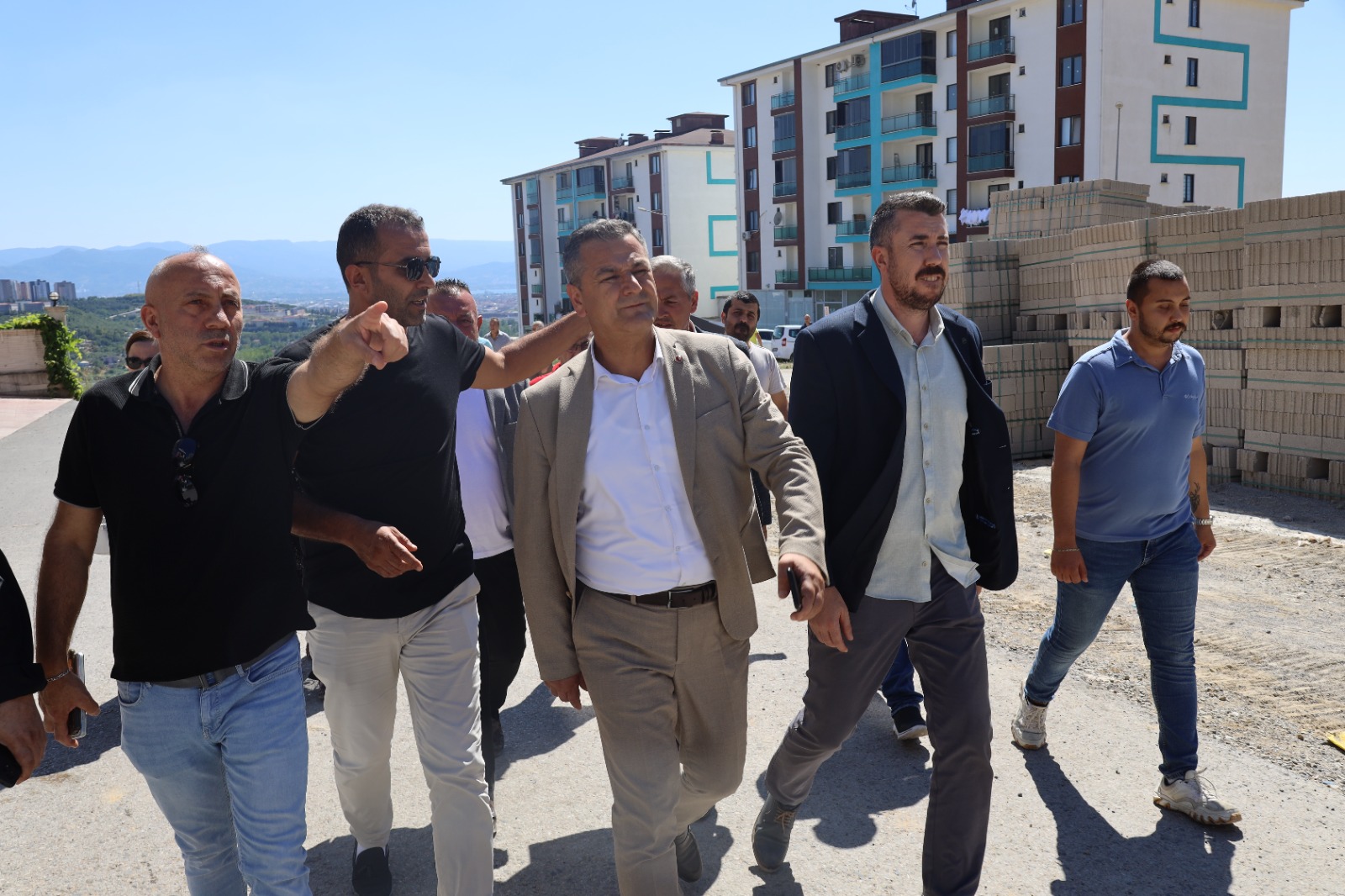 Izmit Belediyesi inceleme gezilerine Çayirköy Mahallesi'nde devam etti (3)