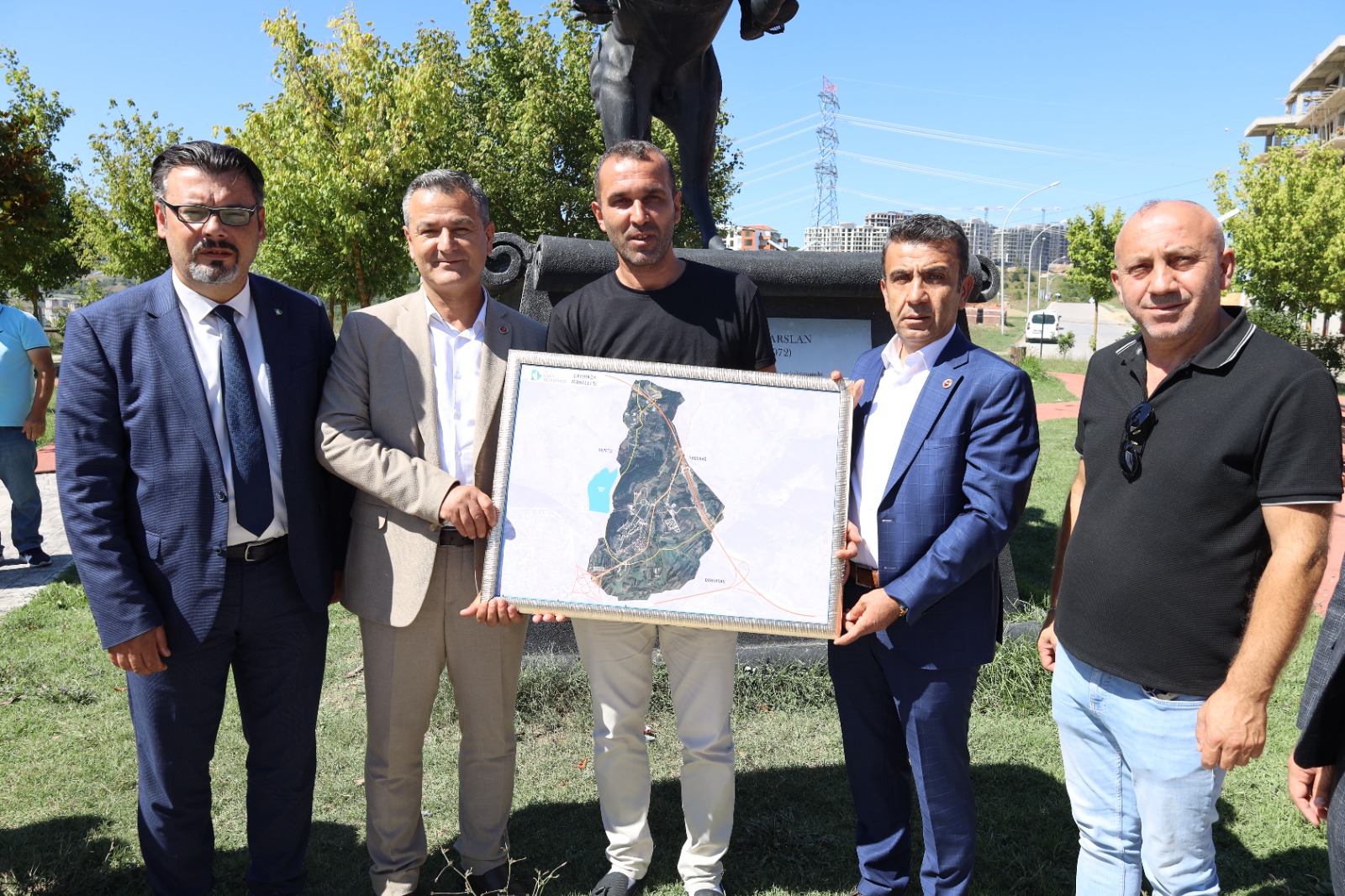 Izmit Belediyesi inceleme gezilerine Çayirköy Mahallesi'nde devam etti (5)