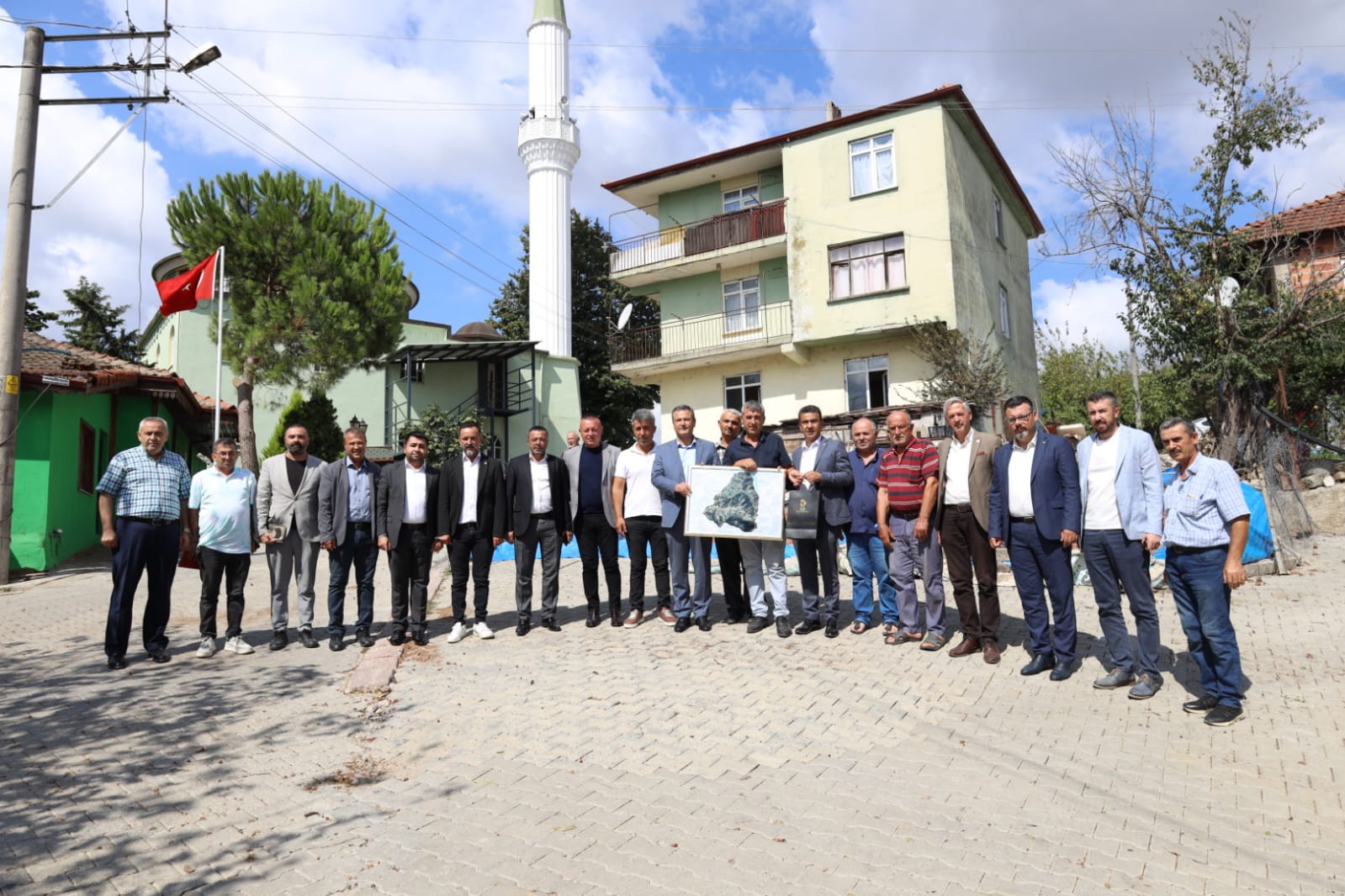 İzmit Belediyesi, kırsal mahallelerdeki inceleme gezisine Nebihoca’da devam etti (1)