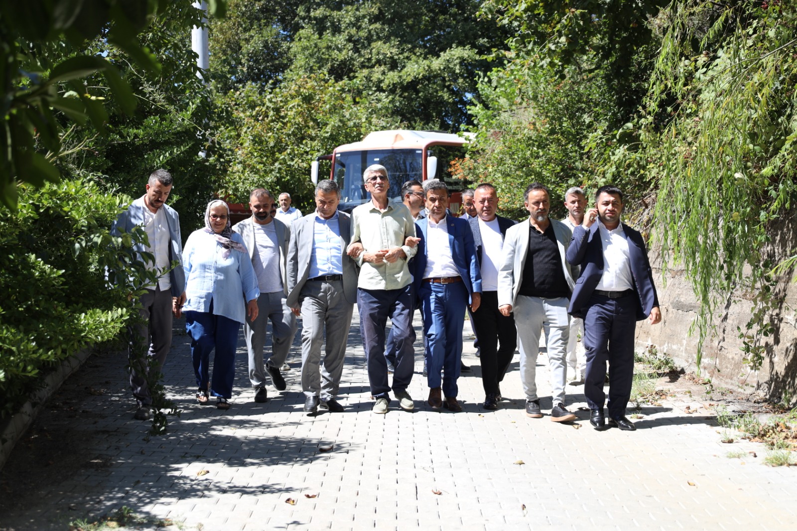 Izmit Belediyesi mahalle gezilerine Fethiye ve Zabitan'da devam etti (5)