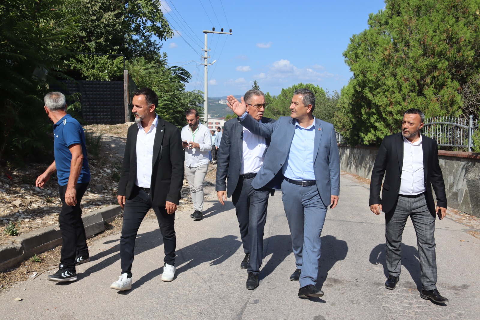 Izmit Belediyesinden Tavsantepe'ye çözüm odakli ziyaret (2)