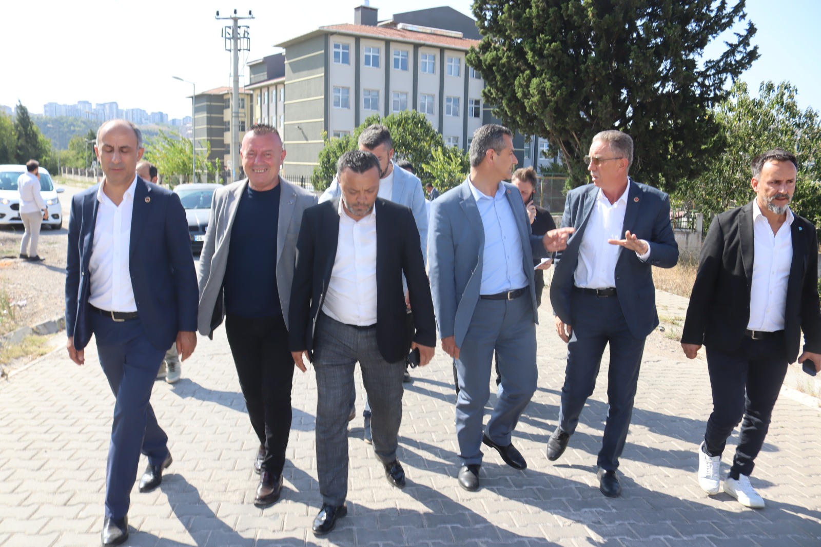 Izmit Belediyesinden Tavsantepe'ye çözüm odakli ziyaret (3)
