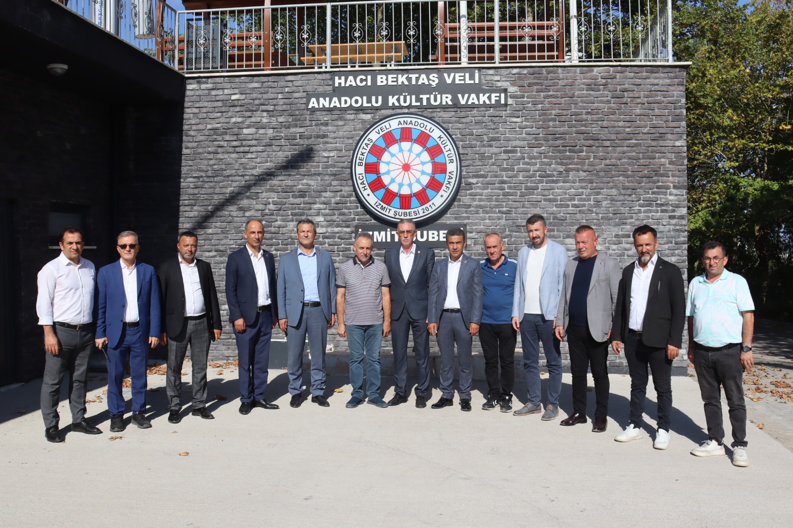 Izmit Belediyesinden Tavsantepe'ye çözüm odakli ziyaret (4)