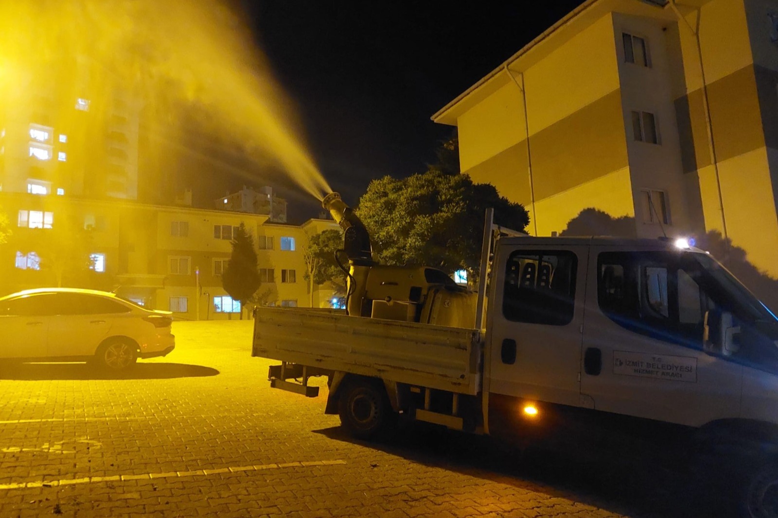 Izmit Belediyesinden yaz aylarinda ilaçlama seferberligi (3)
