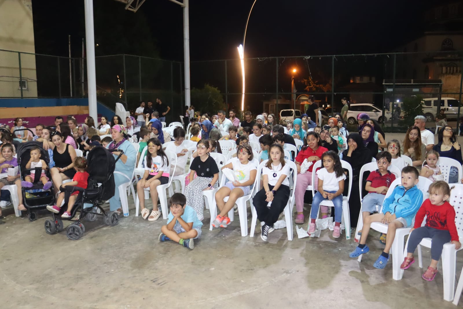 Izmit'in Yaz Aksamlari, Akmese Mahallesini aydinlatti (5)
