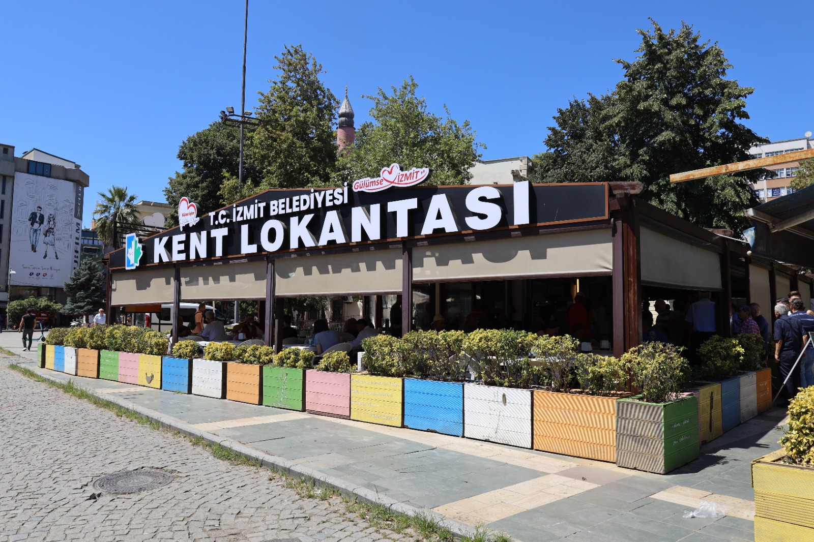 Izmitte Sosyal Belediyeciligin Basarisi Izmit Kent Lokantasi her gün tiklim tiklim (10)