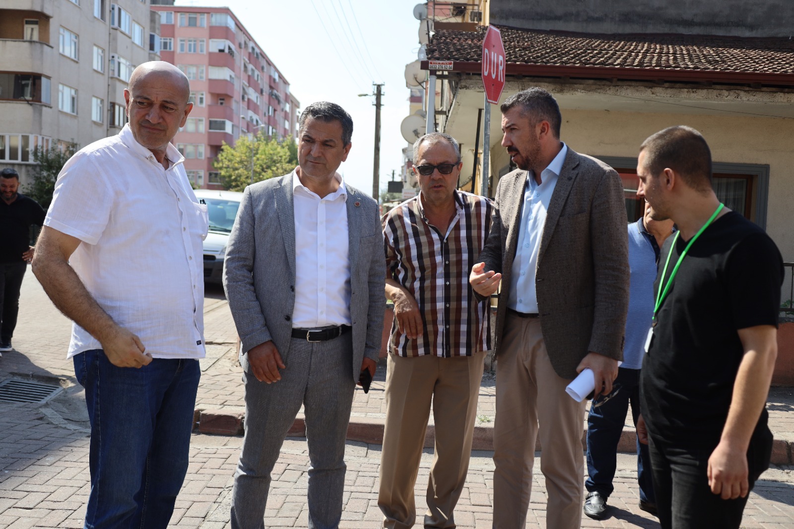 Körfez Mahallesi’nde yakın takip İzmit Belediye yöneticileri saha ziyaretinde (10)