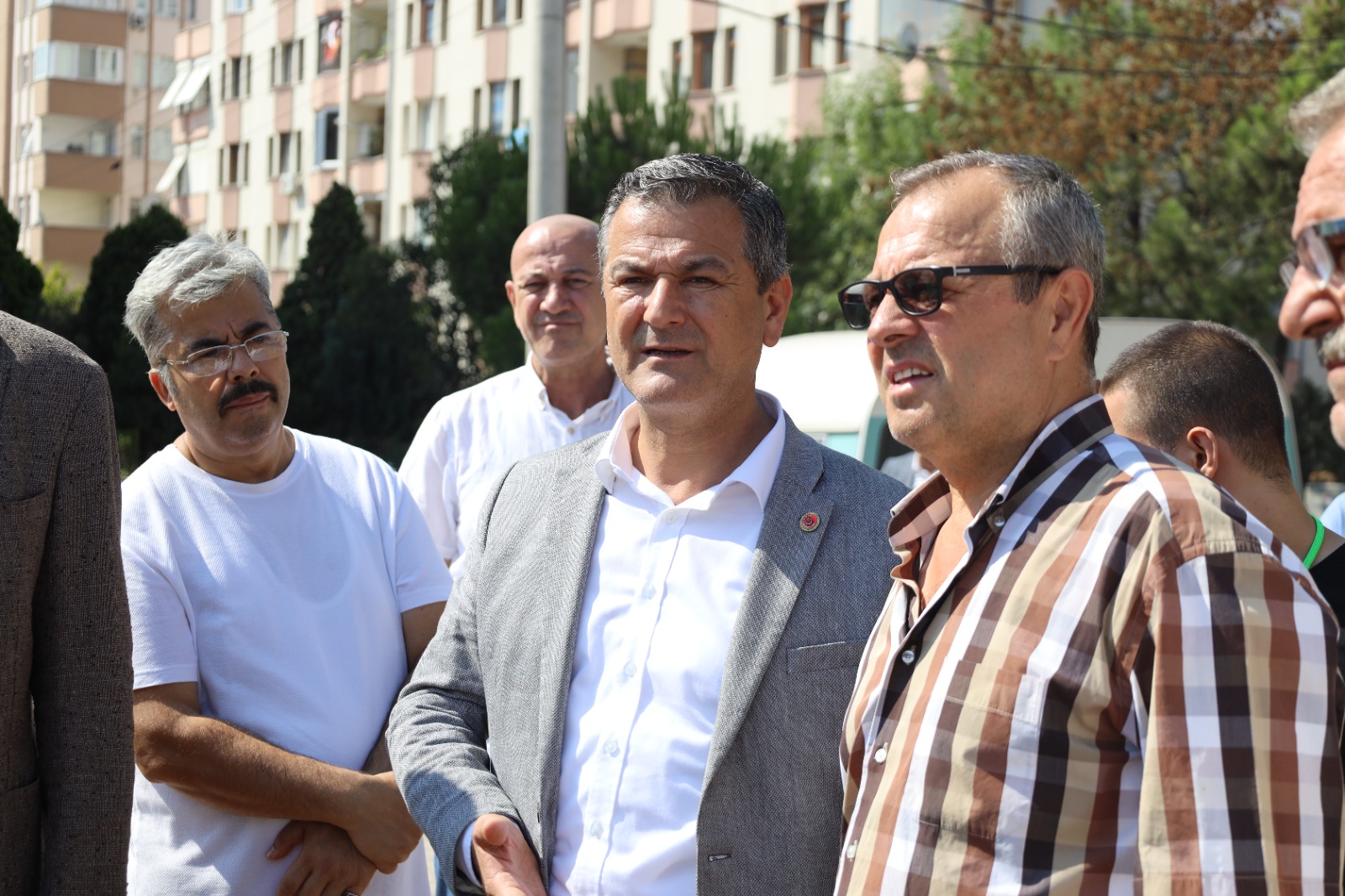 Körfez Mahallesi’nde yakın takip İzmit Belediye yöneticileri saha ziyaretinde (12)