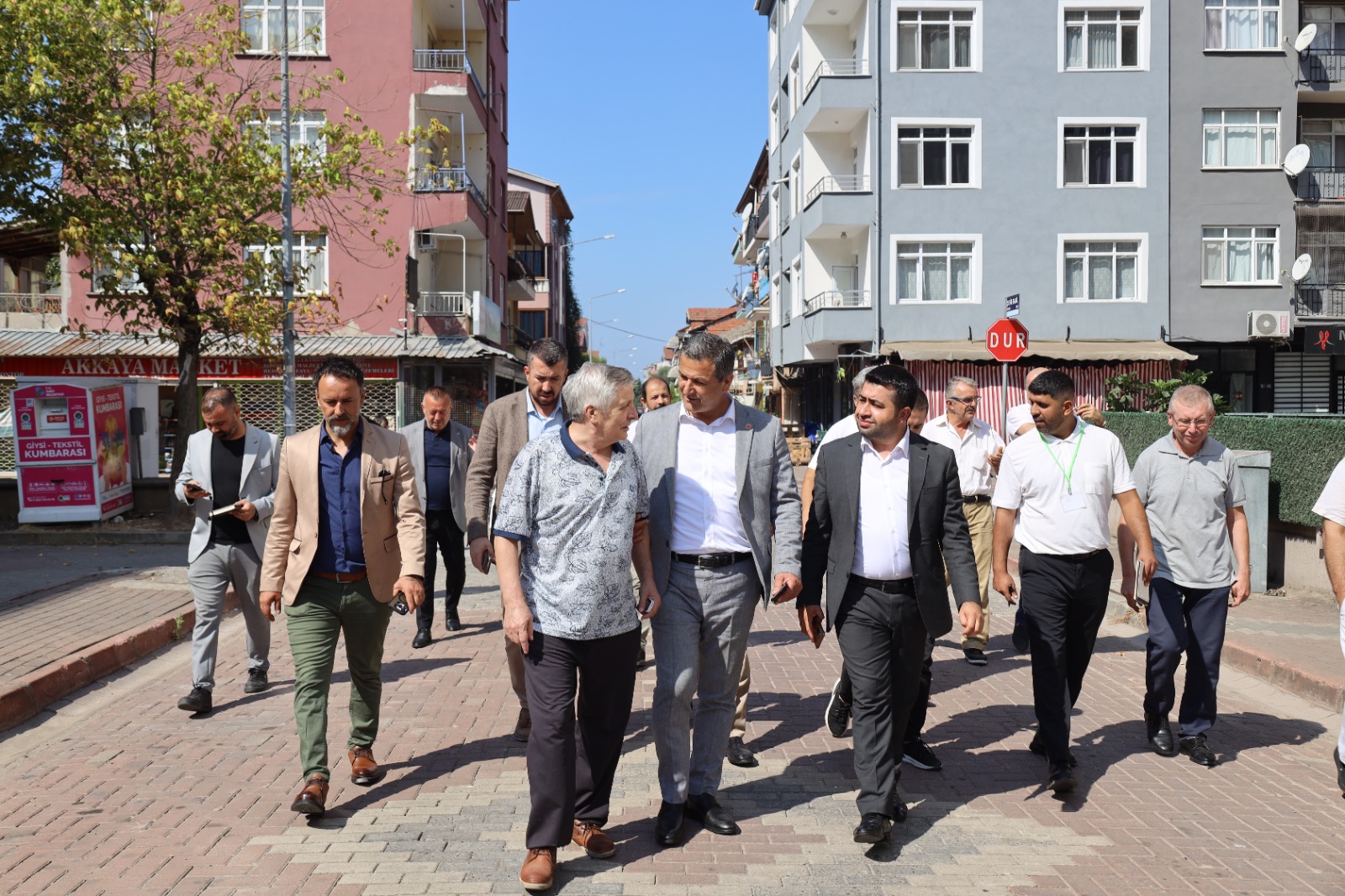Körfez Mahallesi’nde yakın takip İzmit Belediye yöneticileri saha ziyaretinde (9)