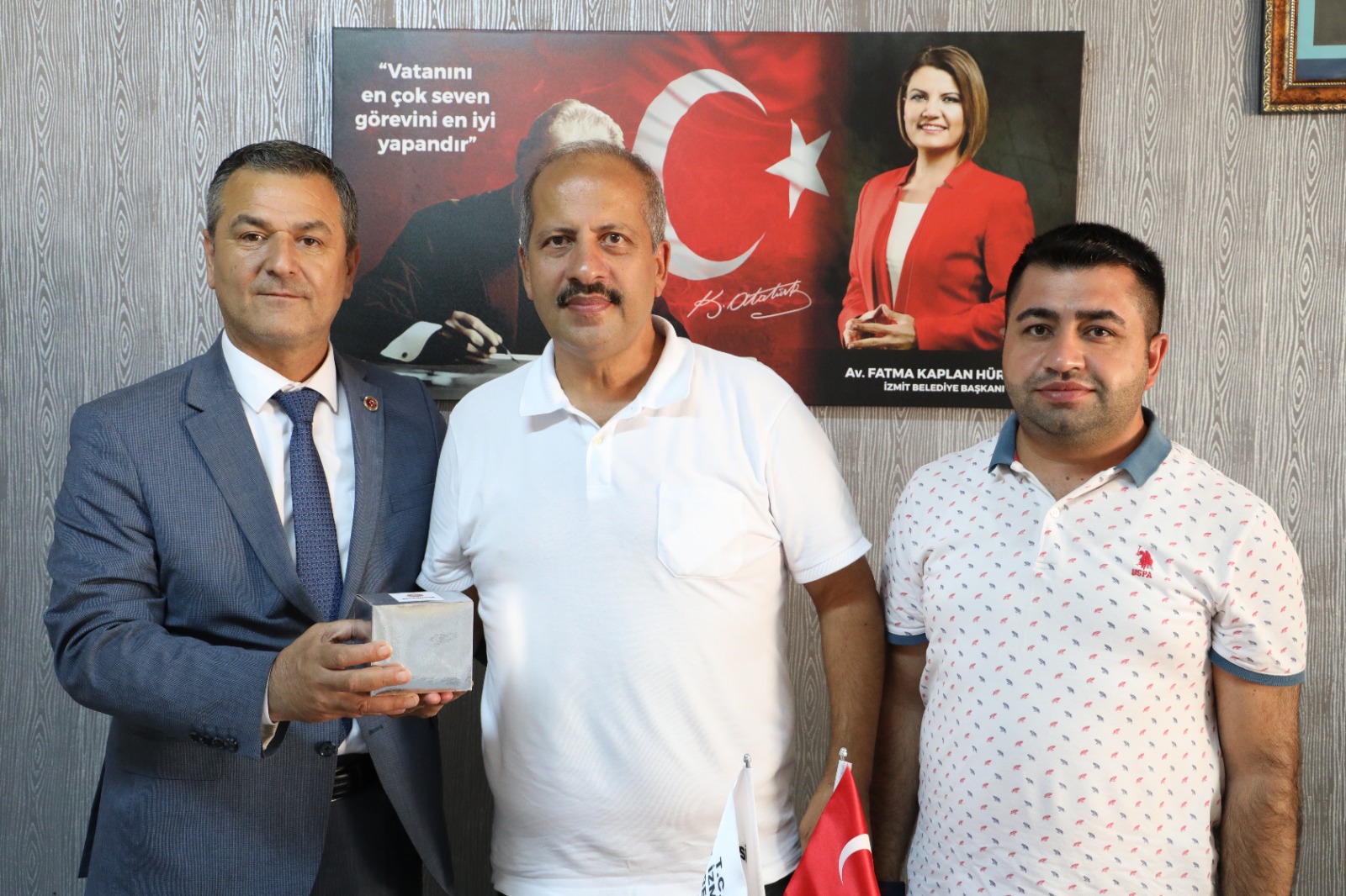 Yenidoğan’ın sokakları yenileniyor, Belediye heyeti yakından takip ediyor (7)
